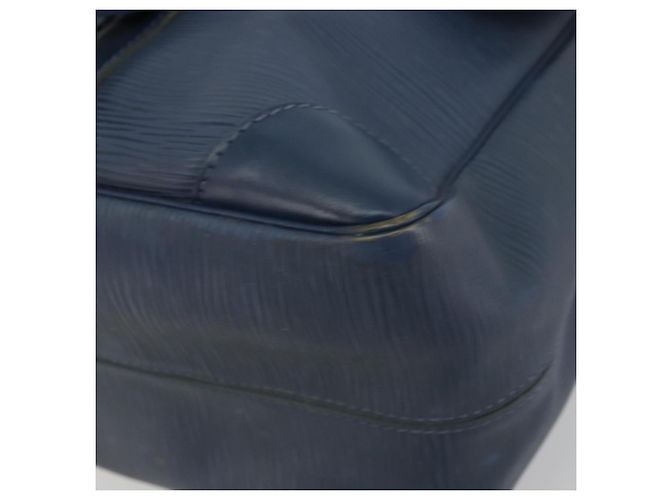 LOUIS VUITTON Sac à main Epi Segur MM Myrtille M5886G LV Auth 176309 Violet foncé - vue 10