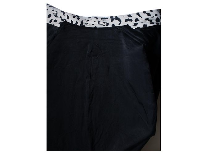 Autre Marque Guilty Parties, abrigo estampado de leopardo de las nieves Negro Blanco - vista 5