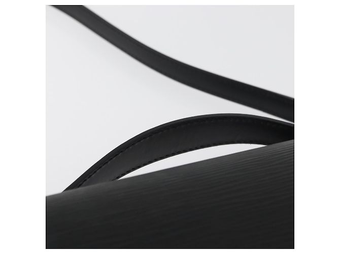 LOUIS VUITTON Bolsa de Mão Epi Monceau 28 Preta M52122 LV Auth ep14190A Preto - vista 14