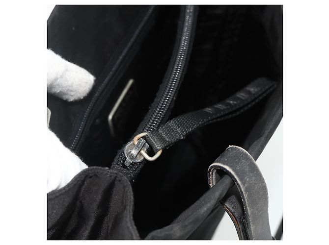 Prada Tote Bag aus schwarzem Nylon mit silberner Authentizität bs34646 - Ansicht 22