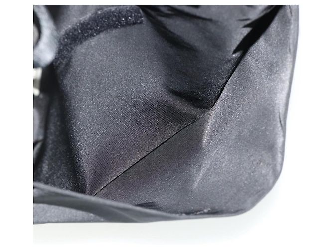 Prada Tote Bag aus schwarzem Nylon mit silberner Authentizität bs34646 - Ansicht 25