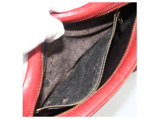 LOUIS VUITTON Borsa a Spalla Epi Trocadero 23 Rossa M52307 LV Auth 177428 Rosso - vista 21
