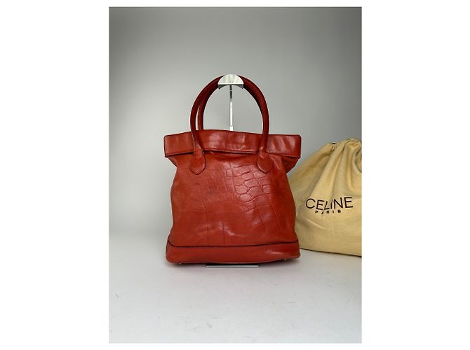 Céline Vintage Celine Triomphe Crest Krokodil-Prägung Leder Tote Rot - Ansicht 2