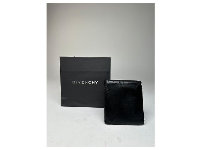Vintage Givenchy Saffiano Leather Bifold Wallet Black - view 2