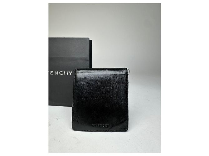Vintage Givenchy Saffiano Leather Bifold Wallet Black - view 5