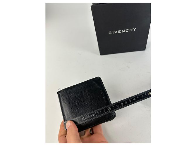 Vintage Givenchy Saffiano Leather Bifold Wallet Black - view 9
