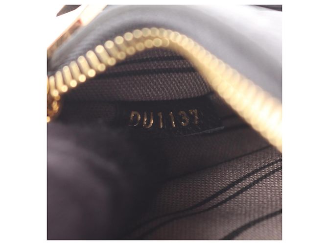 Borsa Pochette Metis MM Louis Vuitton Nero Monogramma - vista 5