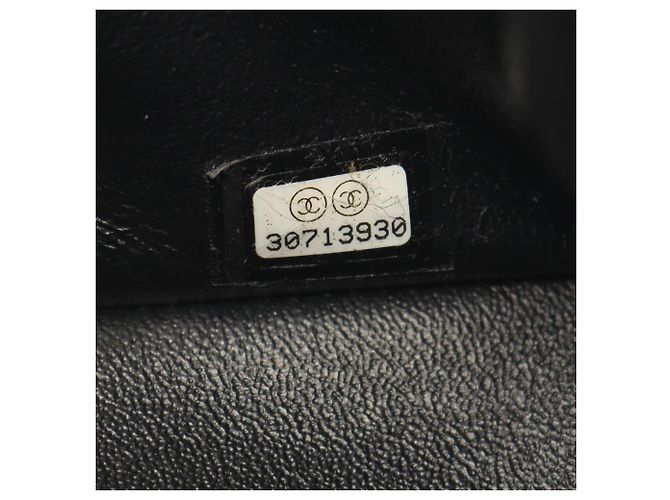 Borsa a Spalla Chanel Mini Matelassé in Pelle di Agnello Nera Nero - vista 5