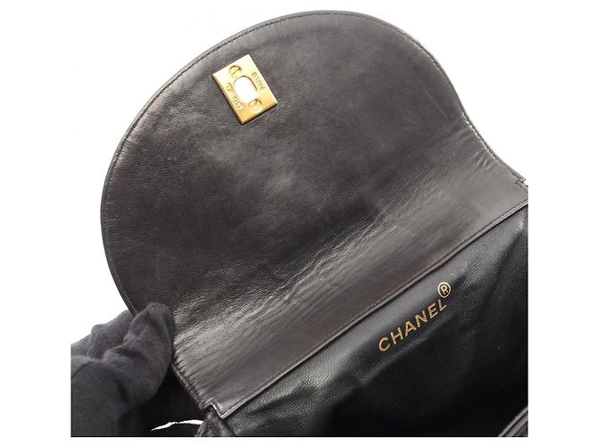 Chanel Matelassé Lammleder Rucksack/Handtasche Schwarz - Ansicht 6