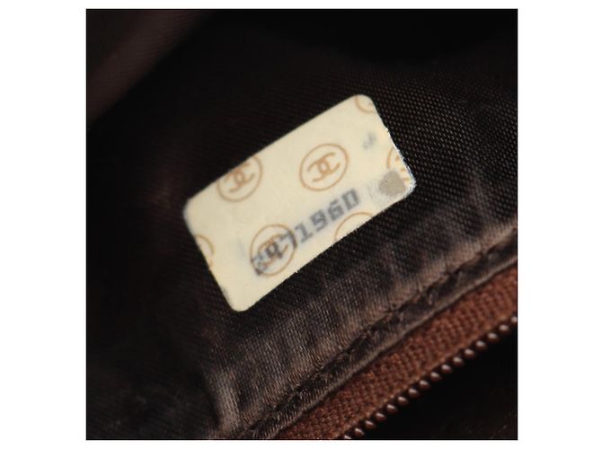 Bolso marrón matelassé de Chanel Castaño - vista 5