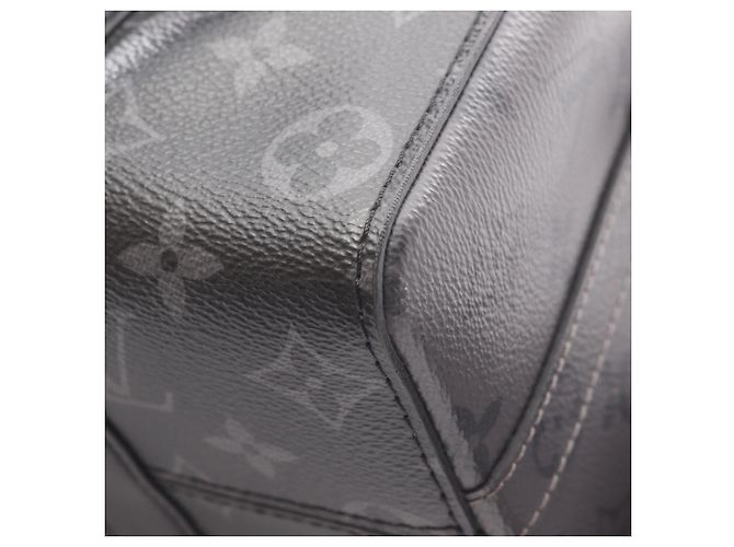 Borsa a Spalla City Keepall Louis Vuitton Marrone Nero Monogramma - vista 5