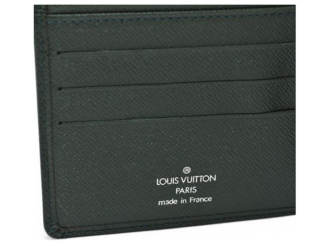 Billetera bi-fold Louis Vuitton Taiga Épicea - vista 9