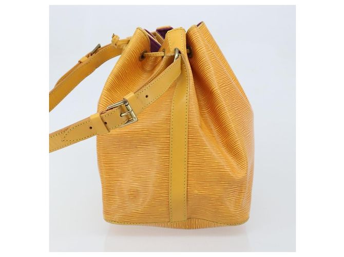 Louis Vuitton Petit Noe Epi Leather Medium Amarelo - vista 3