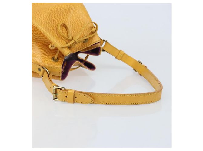 Louis Vuitton Petit Noe Epi Leather Medium Amarelo - vista 5