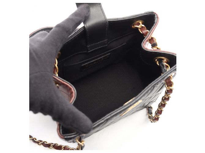 Borsa a spalla a secchiello piccola matelassé di Chanel Marrone Nero - vista 3