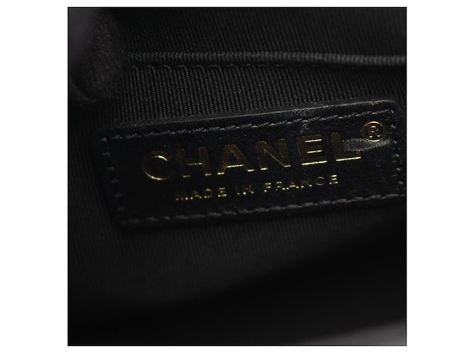 Borsa a spalla a secchiello piccola matelassé di Chanel Marrone Nero - vista 4