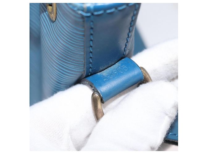 Louis Vuitton Petit Noe Epi Leather Medium Blu - vista 7