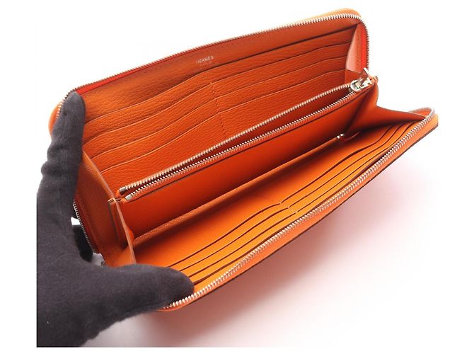 Cartera redonda de seda Azap Long de Hermès Roja Naranja - vista 3