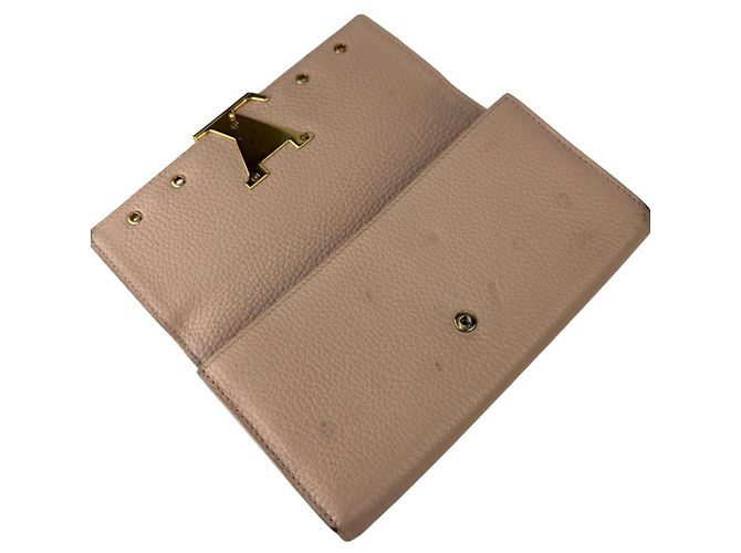 Cartera Larga Louis Vuitton Capucines Beige - vista 7