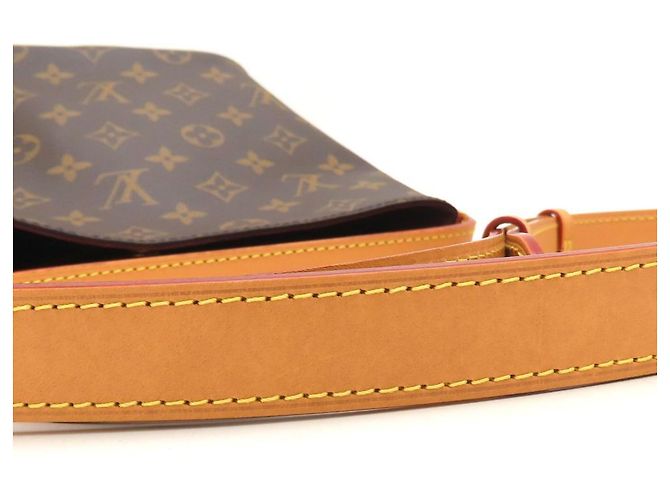 Borsa a Spalla Louis Vuitton Monogram All-in BB Marrone - vista 15