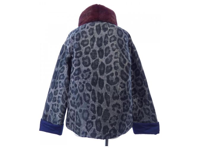 Moncler GIUTURNA Down Jacket Brown - view 2