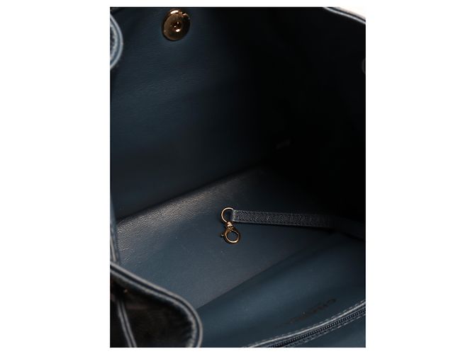 Chanel Blauer Kaviar-Leder-Rucksack - Ansicht 11