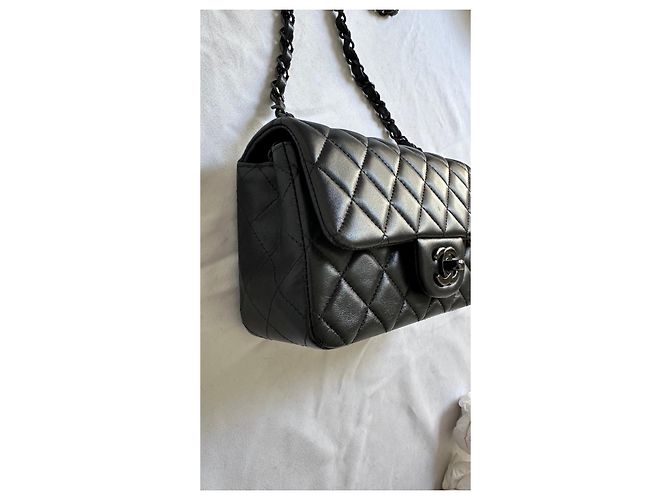 Timeless Borsa Chanel Classica Mini con Patta in Pelle Nera Nero - vista 10