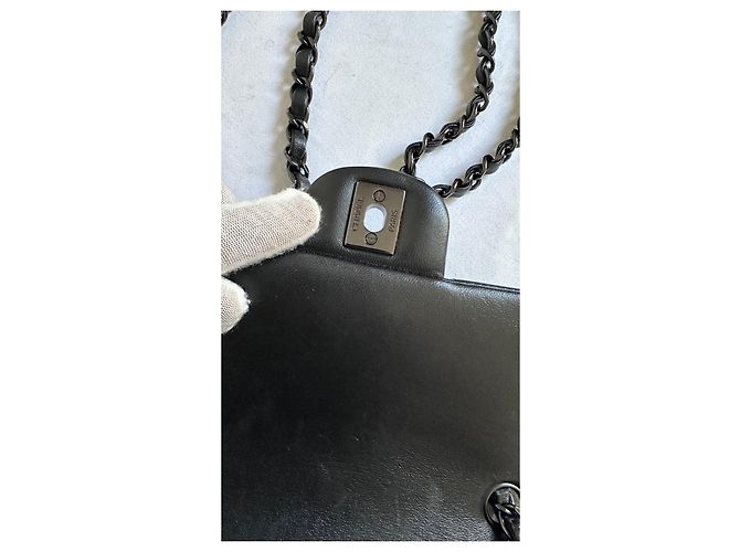 Timeless Borsa Chanel Classica Mini con Patta in Pelle Nera Nero - vista 12