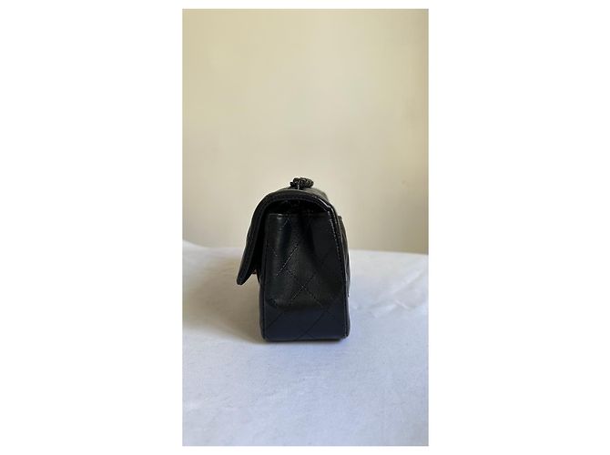 Timeless Borsa Chanel Classica Mini con Patta in Pelle Nera Nero - vista 4