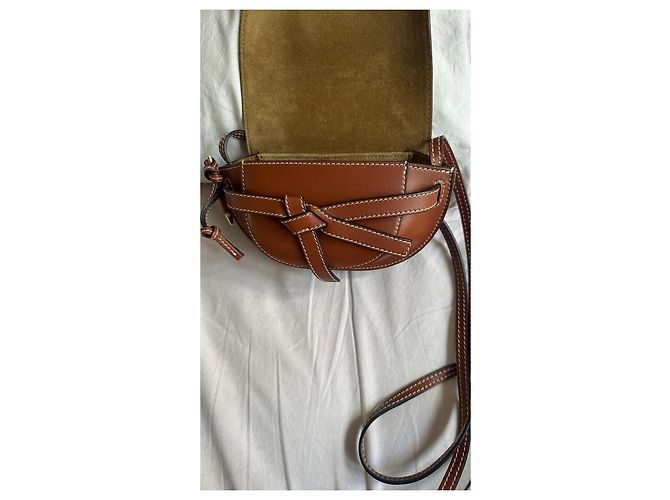Borsa Loewe Gate Mini in Pelle Marrone - vista 7
