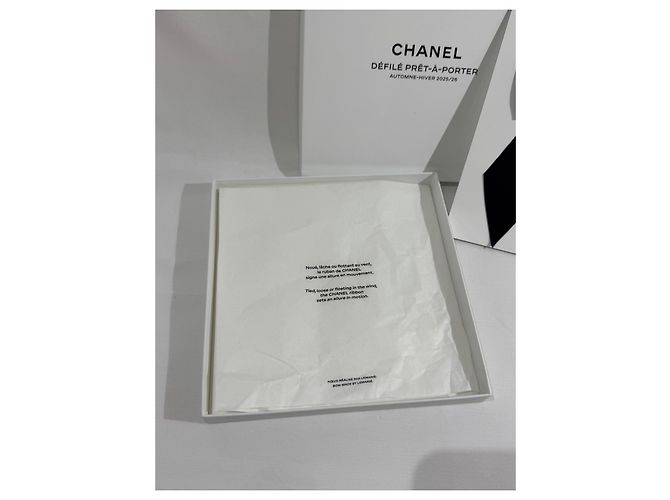Invitation Défilé Automne Hiver 2025/2026 Ruban soie Chanel Noir - vue 2