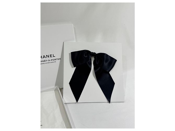 Invitation Défilé Automne Hiver 2025/2026 Ruban soie Chanel Noir - vue 3