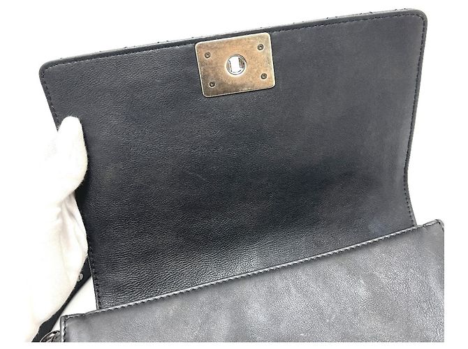 Borsa a Spalla Chanel Boy con Catena Nero - vista 13