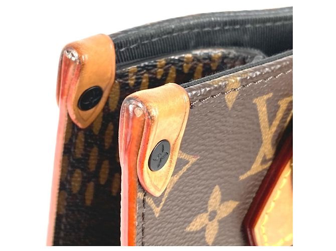 Bolso Mini Tote Damier Gigante en Colaboración Louis Vuitton NIGO Castaño - vista 4