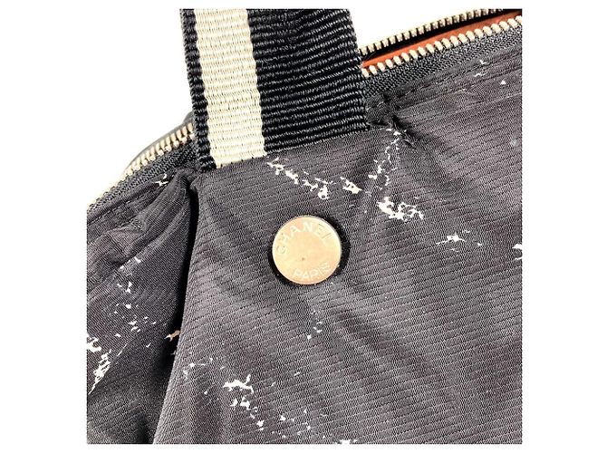 Borsa a mano con logo della vecchia linea di viaggio Chanel Nero Bianco - Ansicht 18