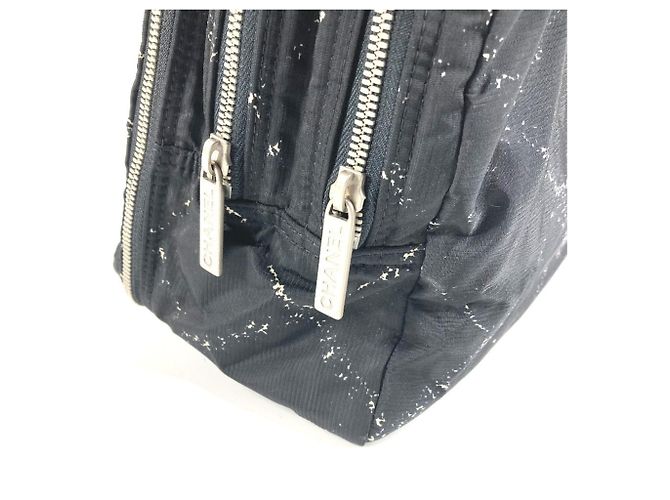 Borsa a mano con logo della vecchia linea di viaggio Chanel Nero Bianco - Ansicht 9