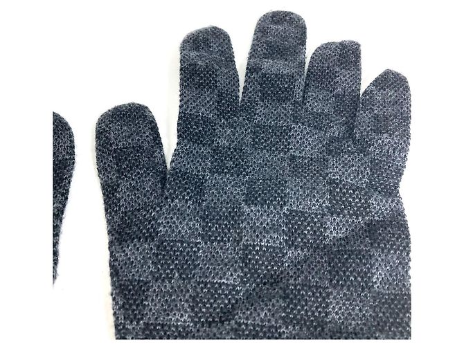 Louis Vuitton Damier Graphite Wool Gloves Black - view 4