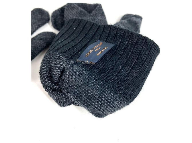 Louis Vuitton Damier Graphite Wool Gloves Black - view 8