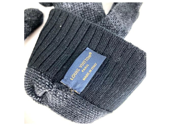Louis Vuitton Damier Graphite Wool Gloves Black - view 9