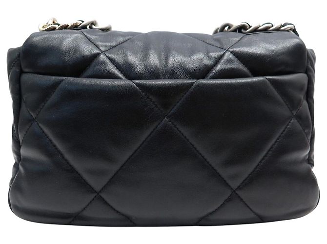 CHANEL 19 MEDIUM HANDBAG AS1160 BLACK QUILTED LEATHER WITH SHOULDER STRAP - view 2