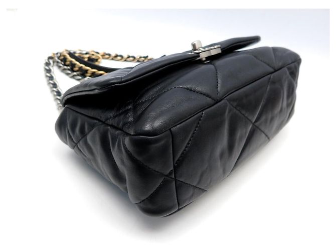 CHANEL 19 MEDIUM HANDBAG AS1160 BLACK QUILTED LEATHER WITH SHOULDER STRAP - view 5