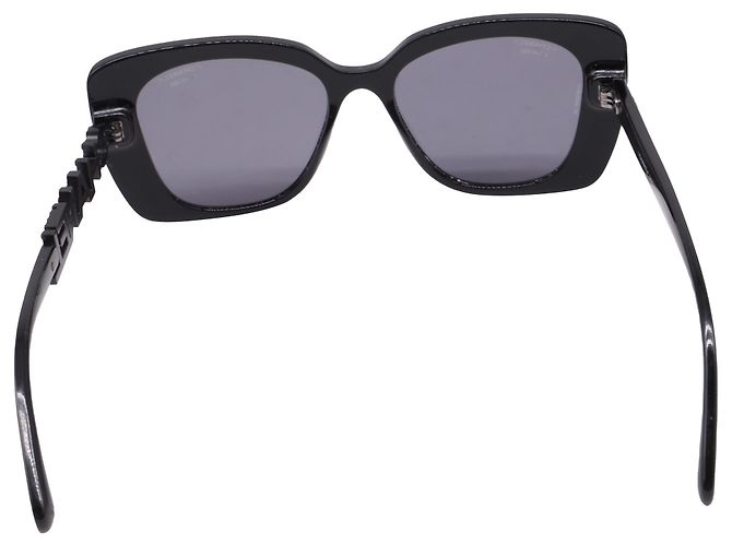 Timeless Gafas de sol cuadradas con marco de acetato negro y acento de logo Chanel 5422-B - vista 3