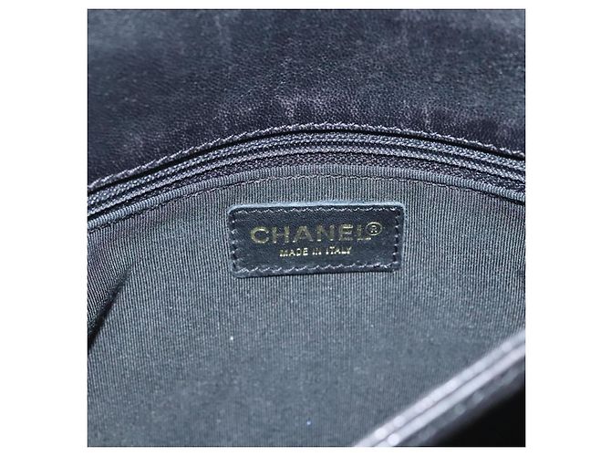 Chanel Chocolate Bar CC Quilted Leather Small Nero - vista 6