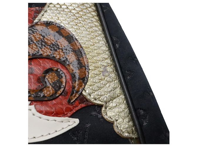 Borsa a Spalla Bezas Conte de Fée in Satin Monogramma Louis Vuitton Nero - vista 5