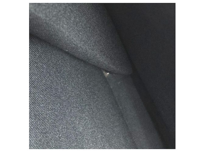 Sac à main Serviette Moscova en Taiga de Louis Vuitton Noir Gris - vue 13