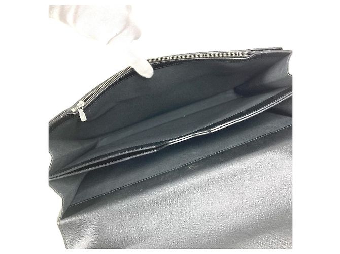 Sac à main Serviette Moscova en Taiga de Louis Vuitton Noir Gris - vue 16