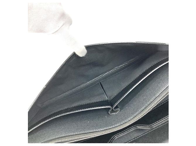 Sac à main Serviette Moscova en Taiga de Louis Vuitton Noir Gris - vue 17