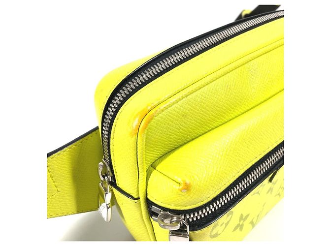 Borsa Messenger Taigarama Gialla Louis Vuitton Giallo - vista 5
