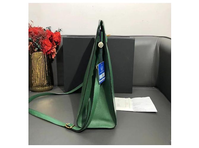 Hermès Kelly Sport Verde Smeraldo Pelle Epsom GM - vista 3