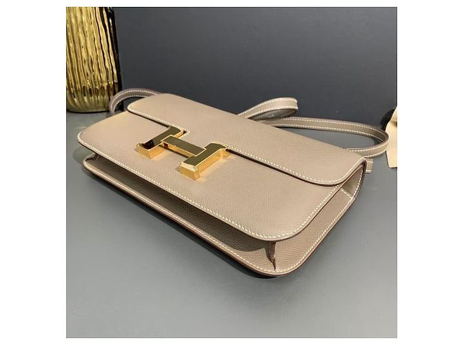 Hermès Constance Horizontale Gris Éléphant Cuir Epsom Boucle Dorée - vue 2